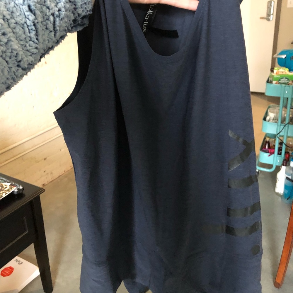 Lukka lux tank